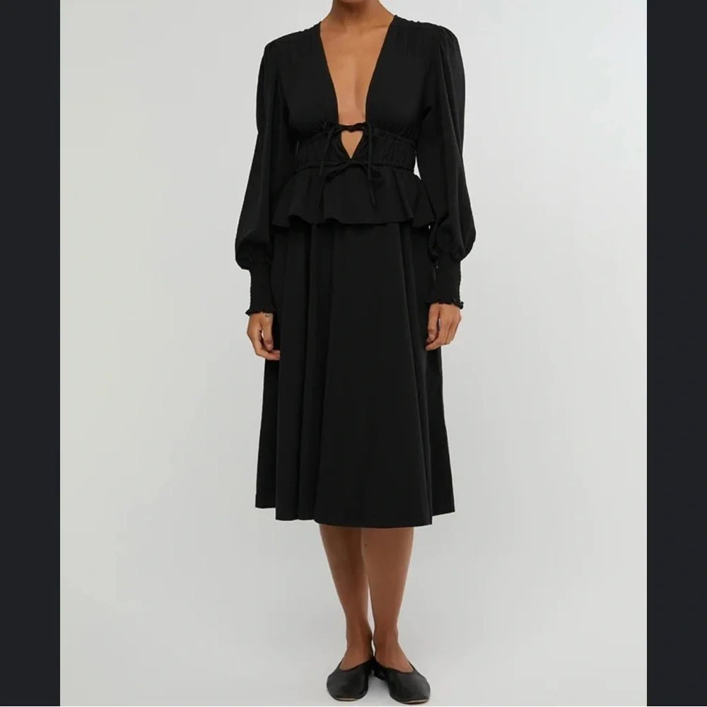 WeWoreWhat Plunging V Neck Long Sleeve Peasant Midi Dress Black Size M - Picture 9 of 10